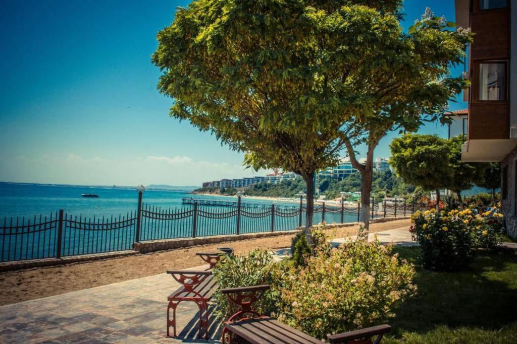 Messambria Fort Beach - Premium Apartments Elenite Extérieur photo